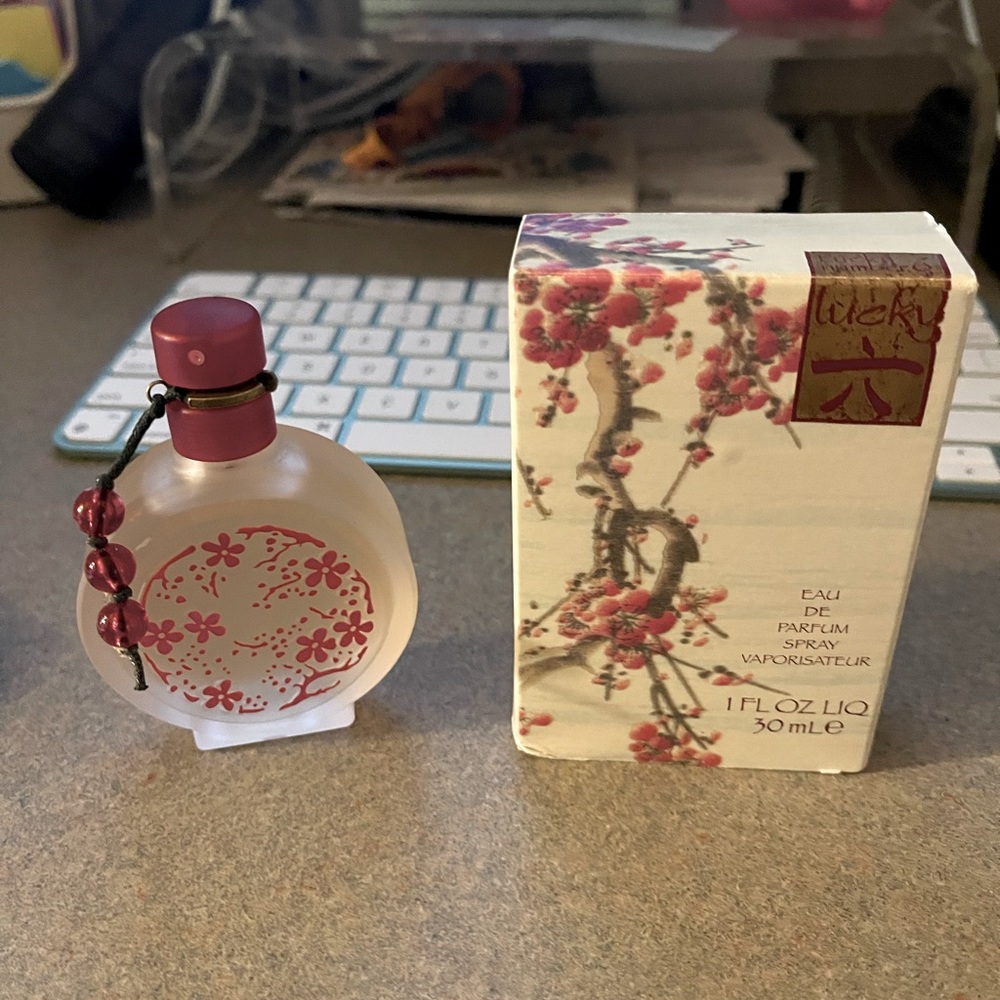 New lucky perfume